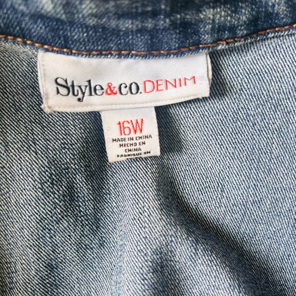 Style & Co Women's Classic Denim Jacket - Picture 6 of 6